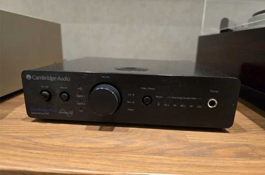 Cambridge Audio DacMagic plus DAC