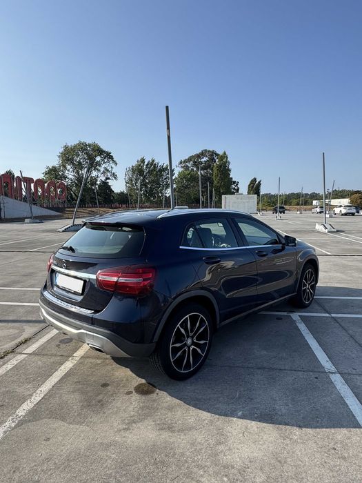 Mercedes GLA180d 2017
