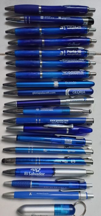 Canetas novas com publicidade