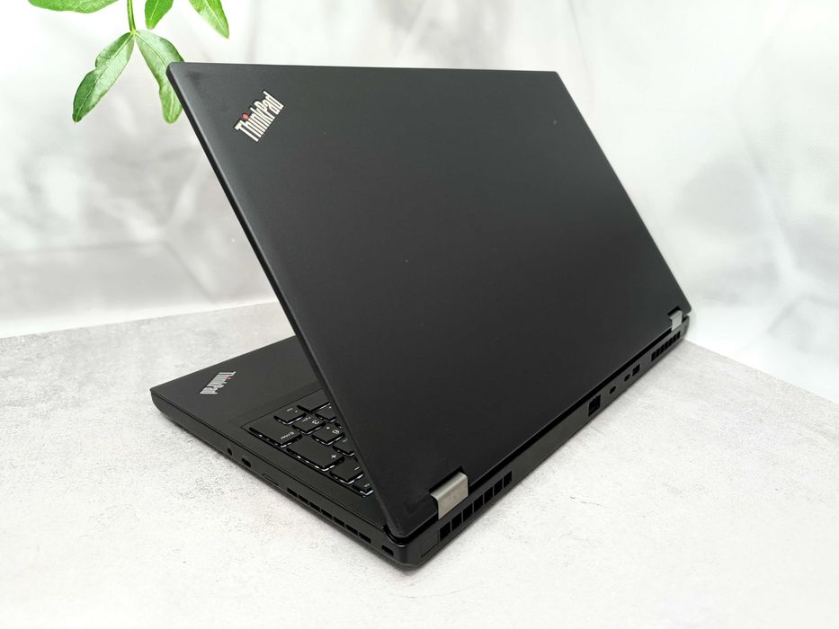Quadro T2000 (4GB)/Lenovo ThinkPad P53/i7-9850H/16/512M2/IPS/6 ядер