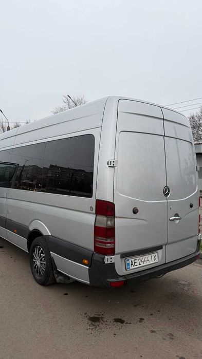 Продам Mercedes Sprinter 8+1