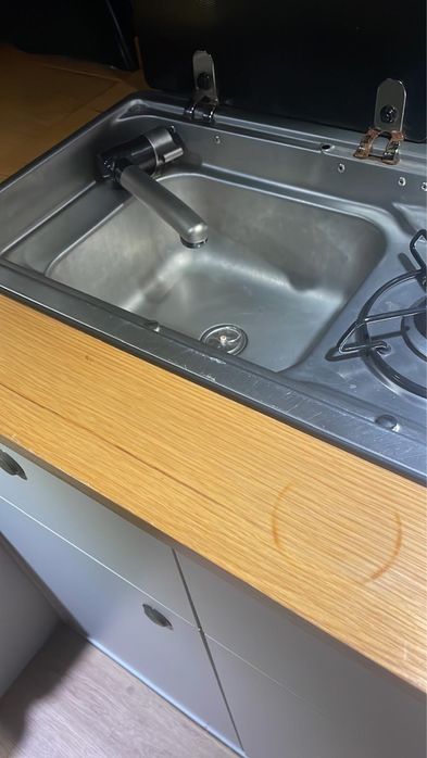 Campervan Ford Costum versao longa