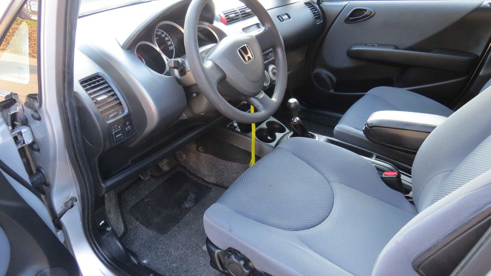 piekna swieżo sprowadzona stan idealny zarejestrowana