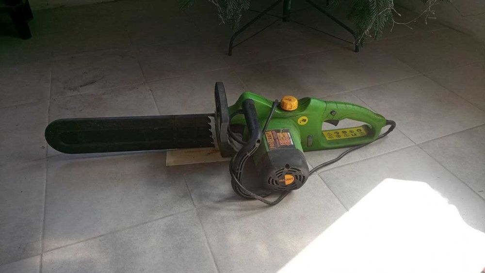 Электропила Pro Craft 2300 w