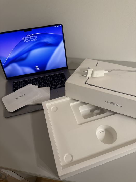 MacBook air 15 m3 16/256 idealny stan