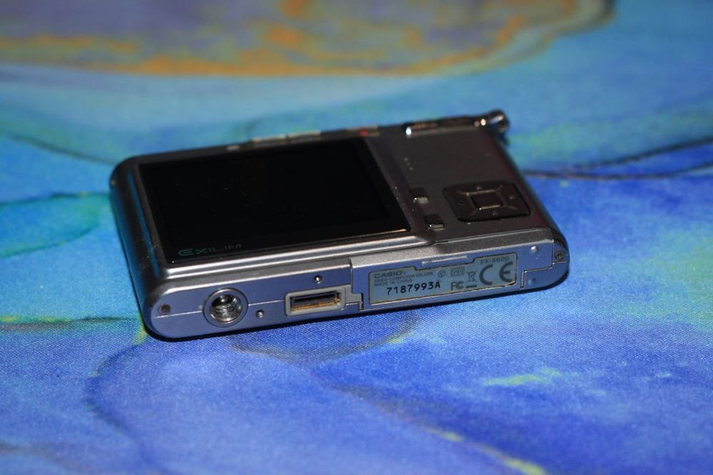 Casio exilm ex s600