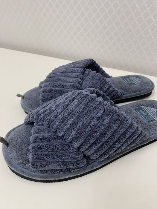 Чоловічі махрові тапочки з відкритими пальцями Home Story,чорні і сірі
