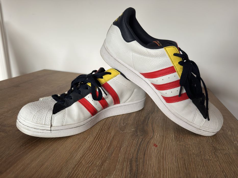 Buty adidas superatar
