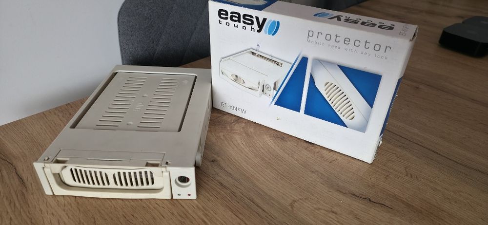 Stara kieszen na dysk 5,25 Easy Touch Protector, przenośna kieszeń na dysk twardy retro pc komputer