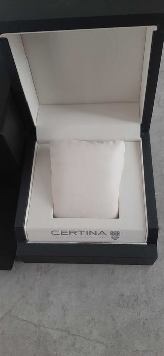 Pudełko zegarka Certina