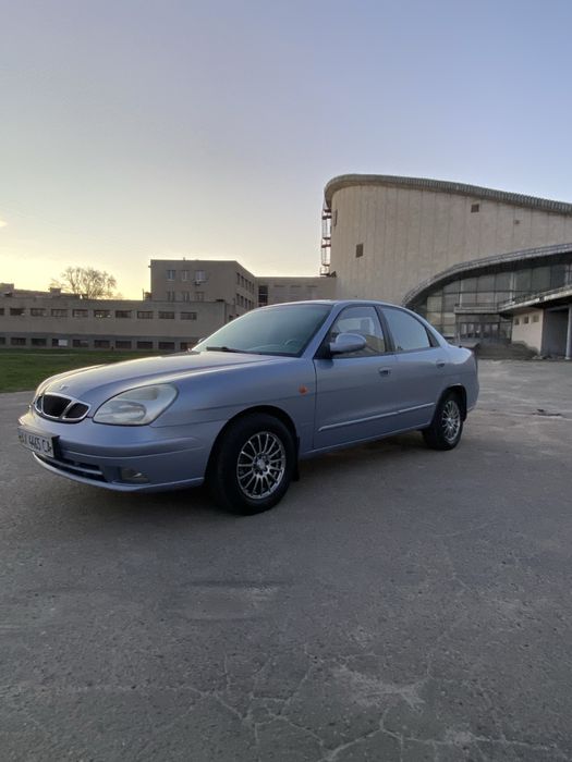 Дэу Нубира 2003 год