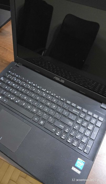 нотбук Asus X551M 8GB RAM 320GB HDD, Intel HD Graphics