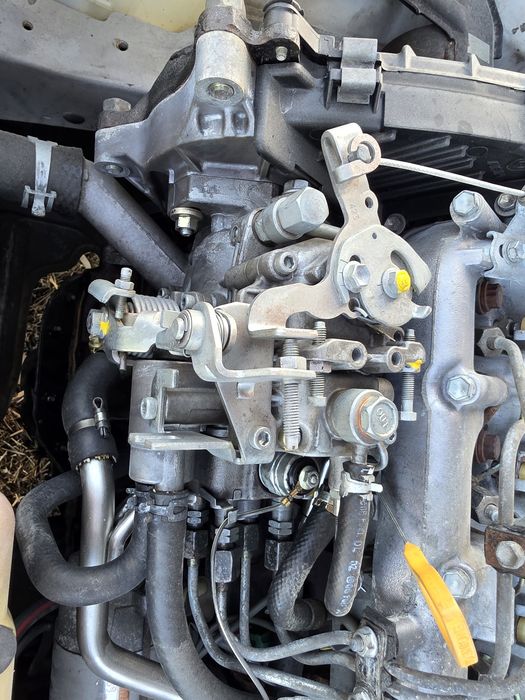 Toyota Corolla Star Van 2.0D 1993 – Incendiada traseira – Mecânica recente