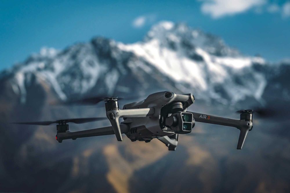 DJI Air 3 Fly More Combo RC 2 + 4 akumulatory + filtry – wzorowy stan
