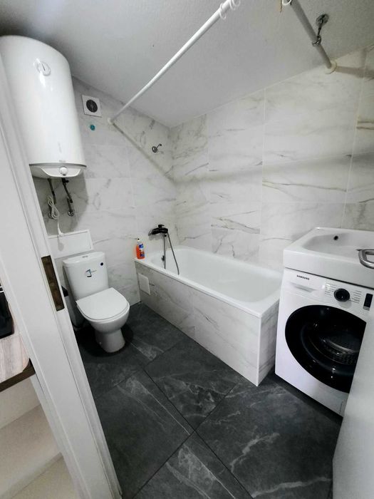 Продам 2-х комнатную квартиру с ремонтом  метро 5 минут