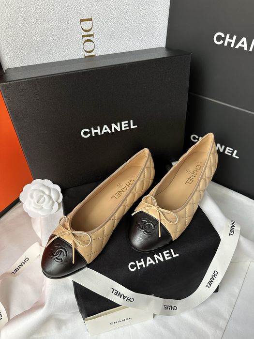 Baleriny Chanel beige leather