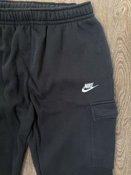 Чоловічі карго штани Nike  розмір: М