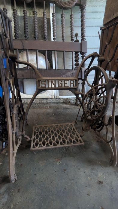 Pernas máquina costura antiga SINGER