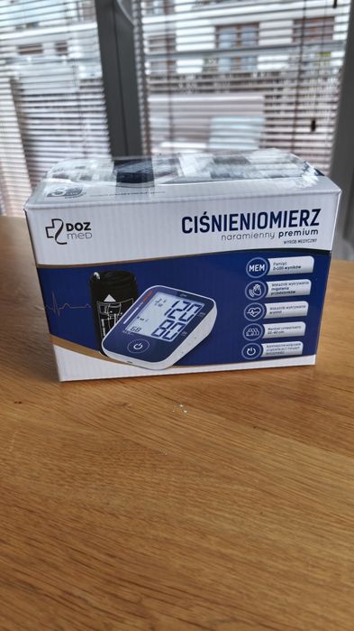 Ciśnieniomierz naramienny nowy