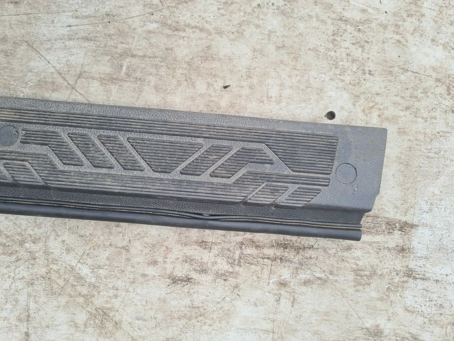 Ford Transit Custom nakładka listwa progu stopień prawy bok