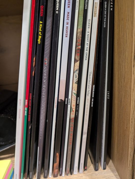 Вініловий програвач Pro-Ject T1 OM5e