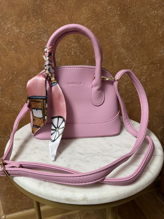 Różowa torebka kuferek z ozdobną apaszką ekoskóra