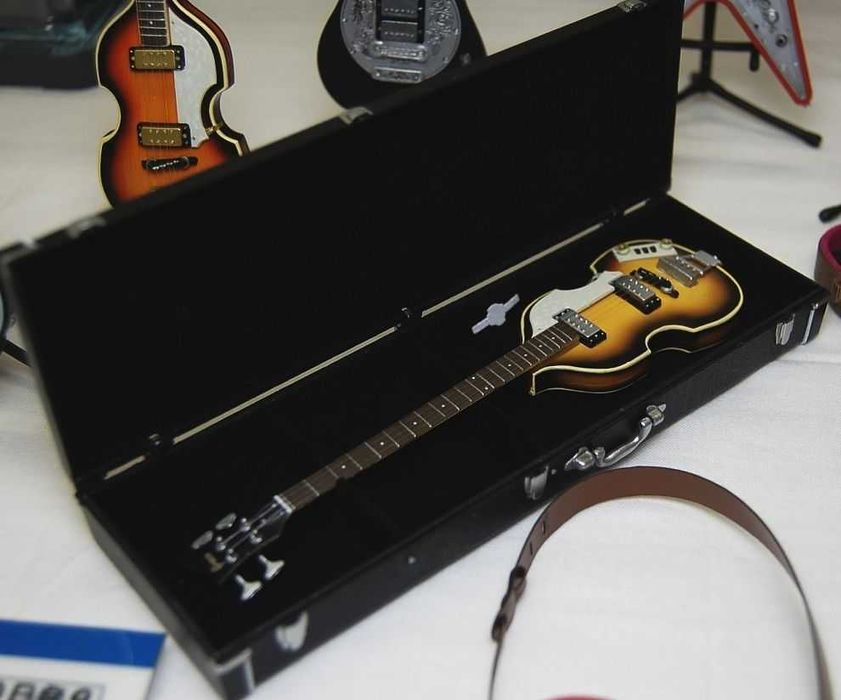 The Guitar Legend I & II & Gretsch - SELADAS