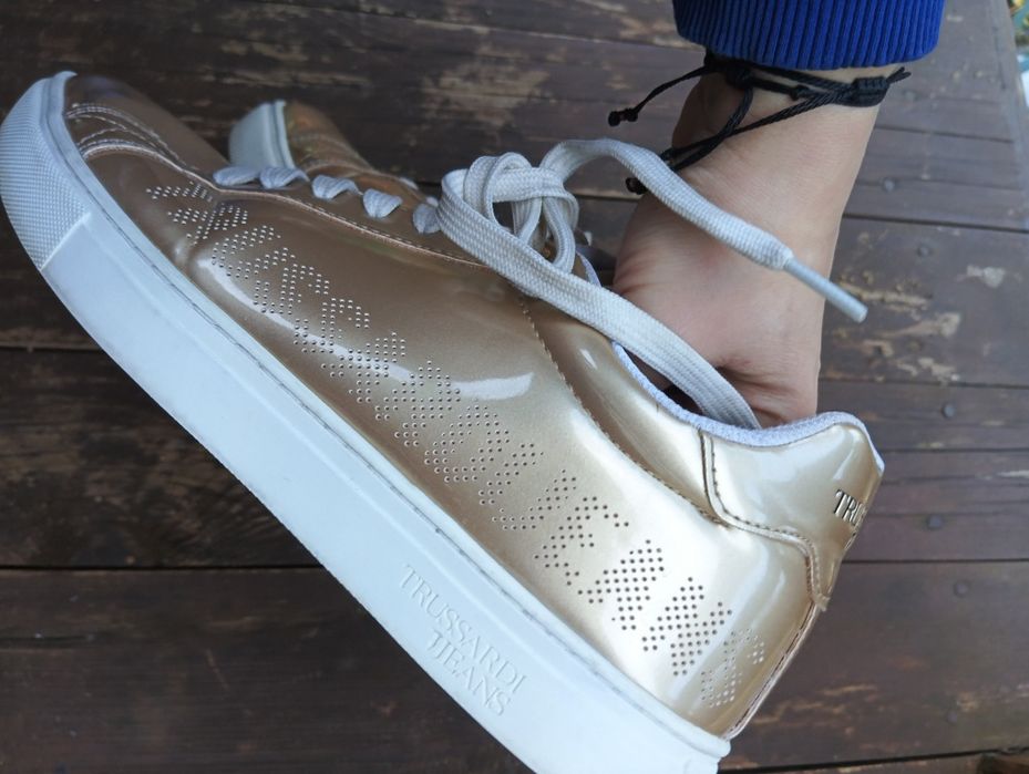 Sneakersy Tussardi Jeans 41 gold
