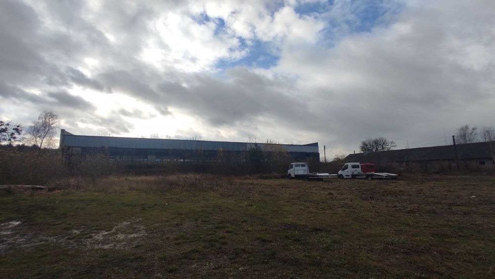 виробничо-складські прміщення Ківерці(2 гектари)
