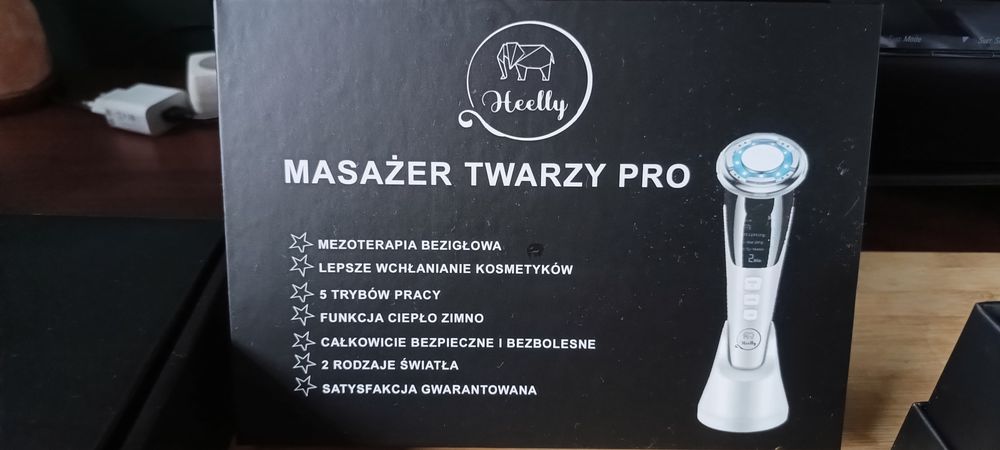 Masażer do twarzy Heelly mezoterapia bezigłowa  EMS 5w1 lifting