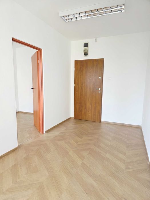 Lokal biurowo - usługowy centrum Bytomia  Moniuszki 26A