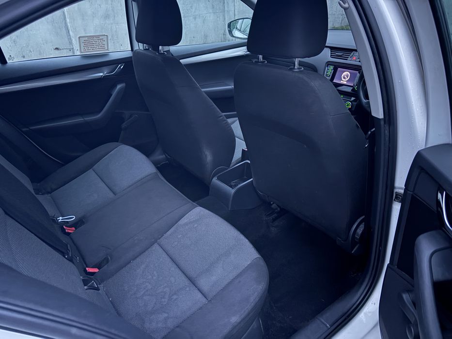 В Житомирі Skoda Octavia A7 2013 бензин 77кВт праве кермо Житомир