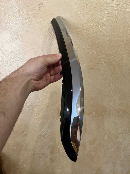 Накладки на фару хром ліва на Volkswagen Atlas/Atlas Cross Sport