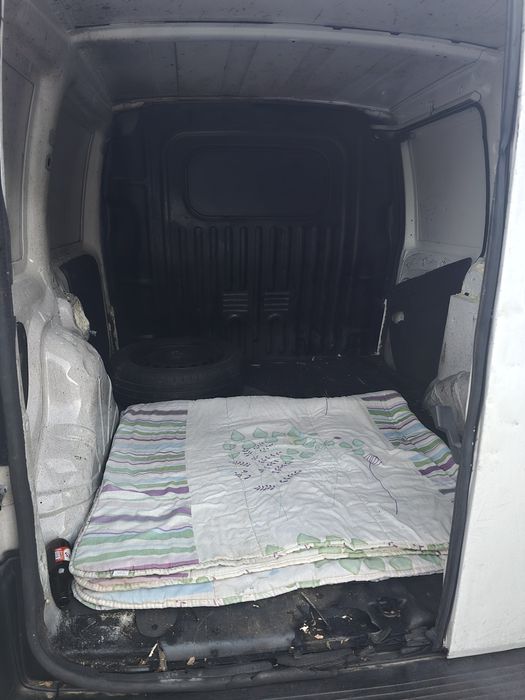 Fiat doblo 1.9 com avaria