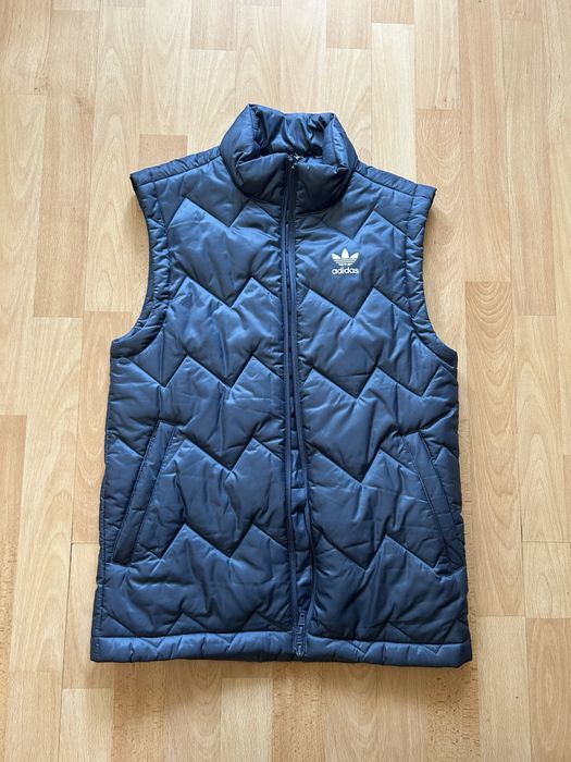 Жилетка Adidas .