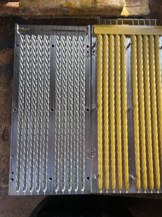 Форма для виготовлення свічок кручена