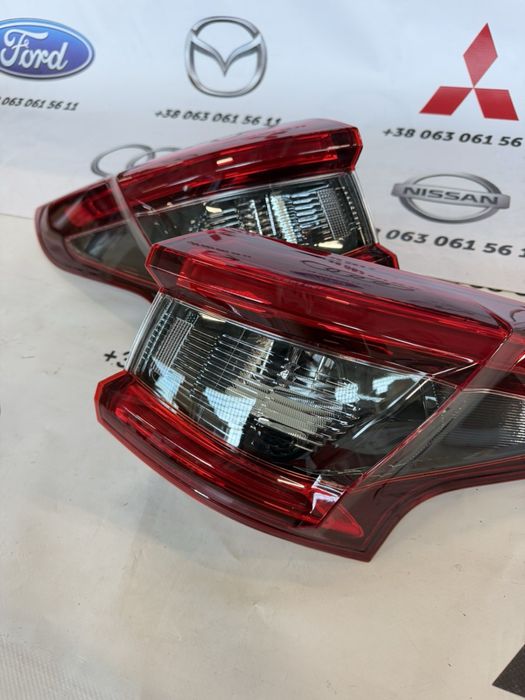 Задні фонарі Nissan Rogue Sport задні фари Ниссан Рог Спорт