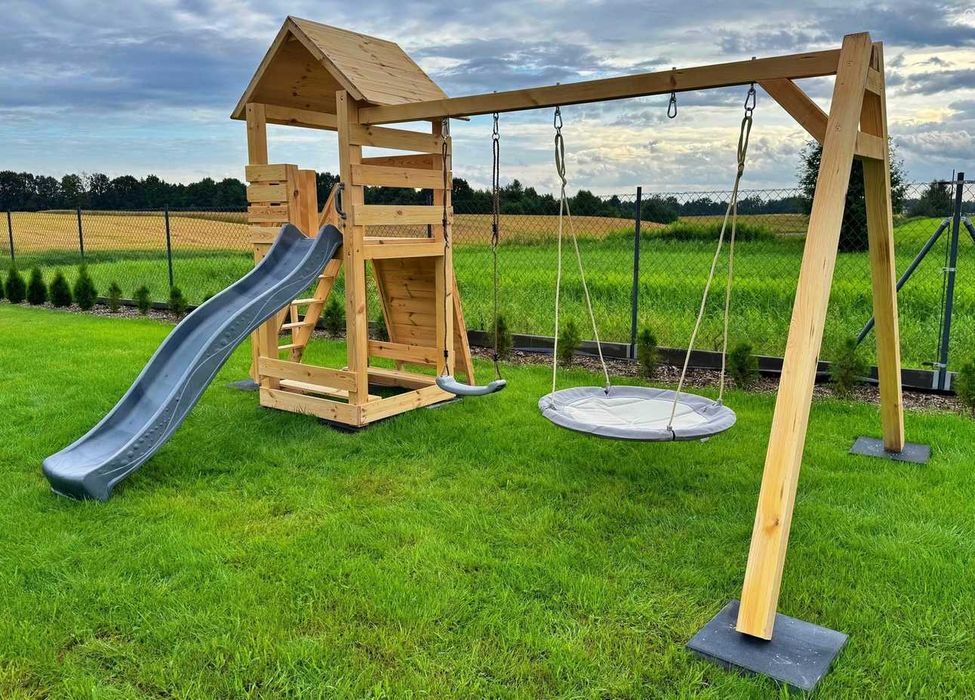 Drewniany plac zabaw dla dzieci domek huśtawka ślizg bocianie 9X9
