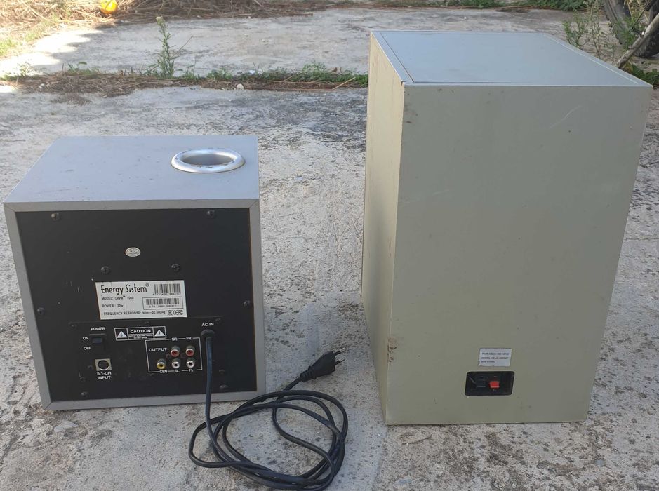 Colunas De Som. Artigos Usados.