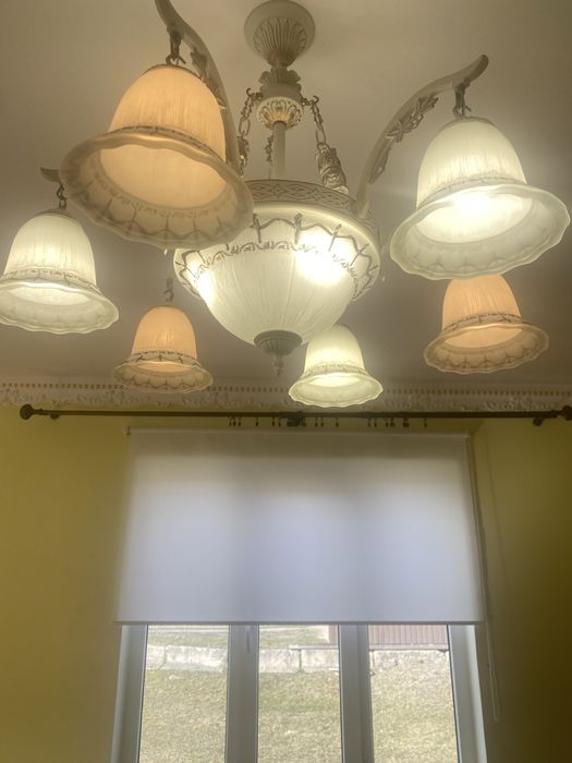 Люстра на 9 плафонів