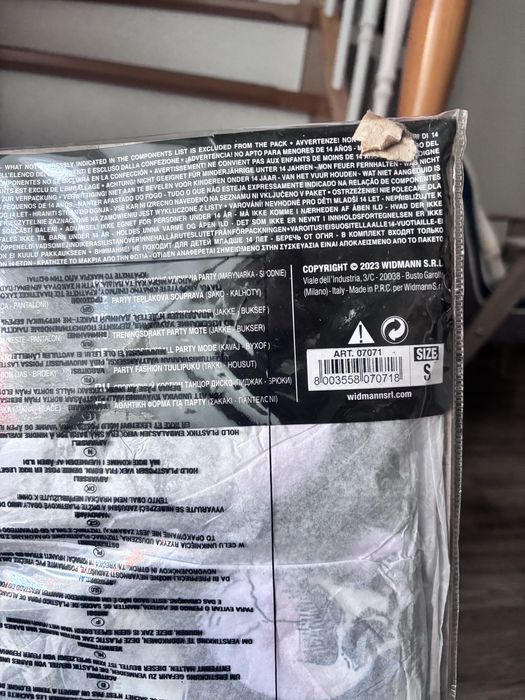 Strój dres lata 80te czaszki kostium przebranie karnawał