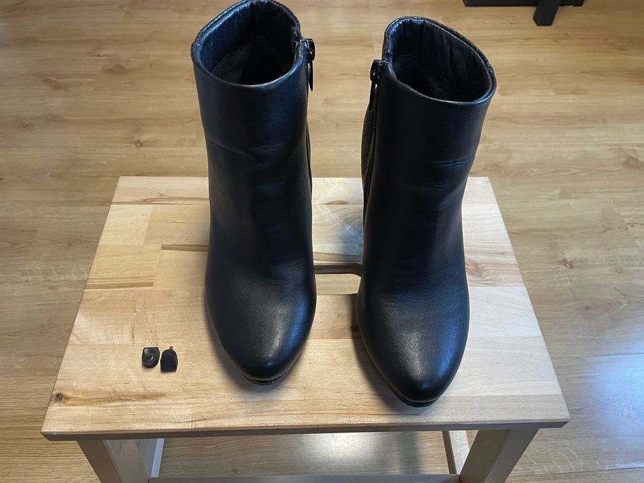Botki na obcasie r. 35