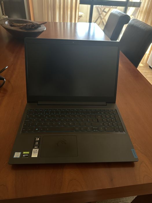 PC gamer (gaming) Lenovo preto