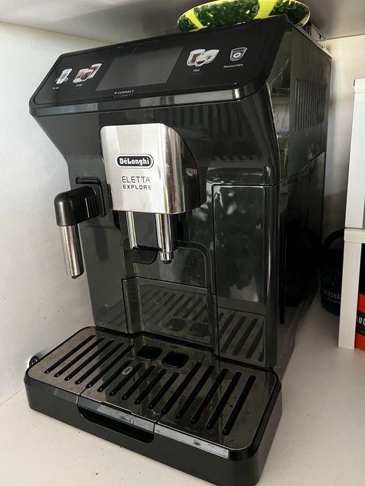 Ekspres DeLonghi Eletta Explore 450.65.G czarny