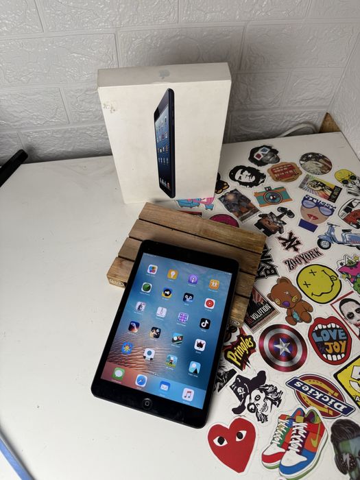 Планшет для дитини Apple iPad Mini