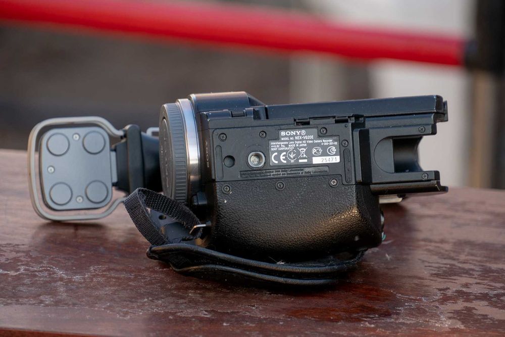 Sony NEX-VG20E відеокамера камкодер