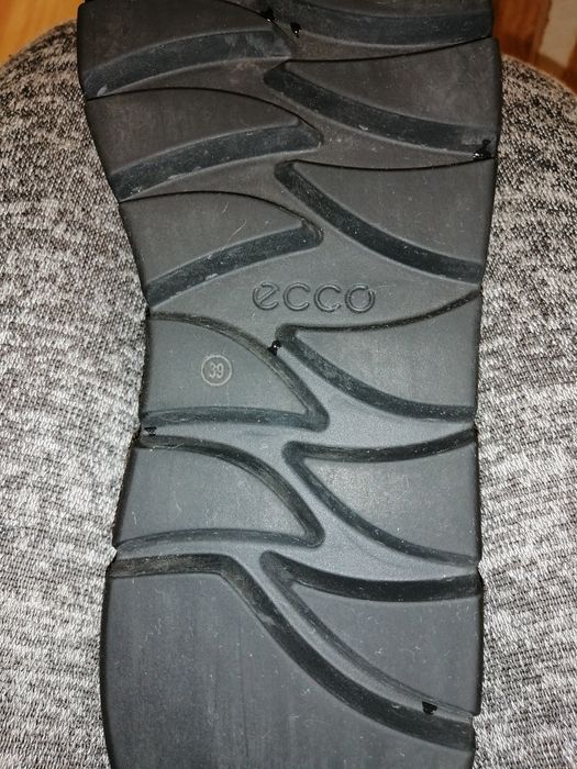 Жіночі ботинки Ecco.