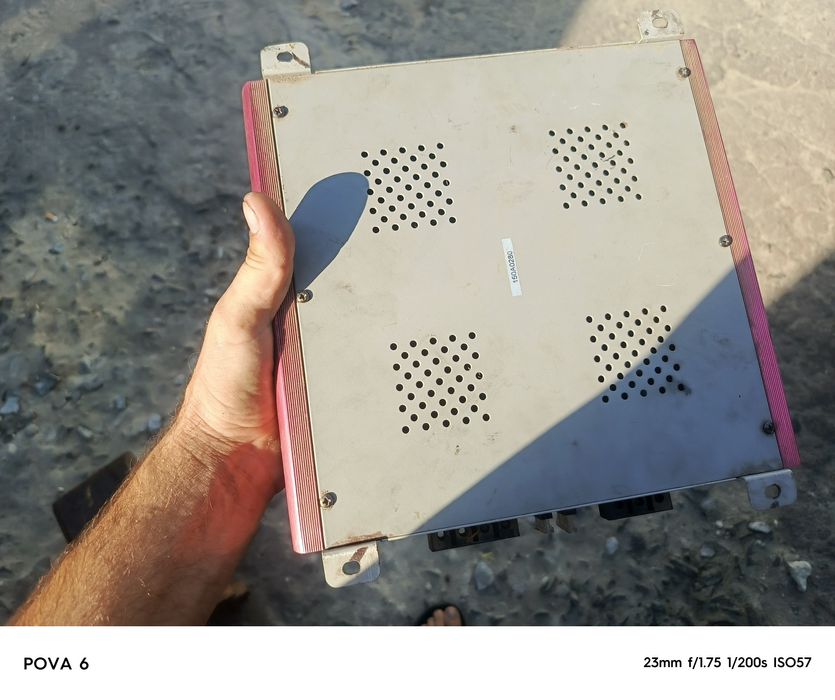 Є два осілка працюють добре