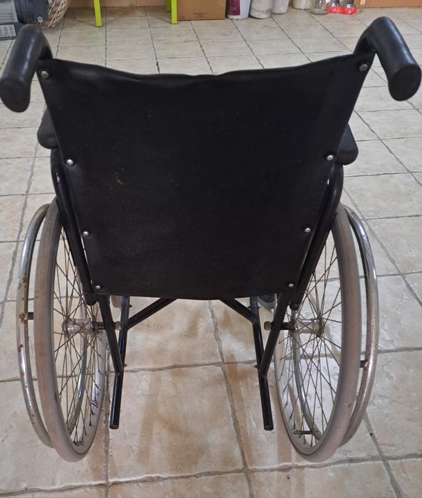 Para desocupar, em otimo estado