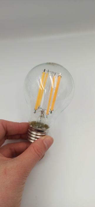Żarówka LED osram BASE CLA A E27 4000K 11W